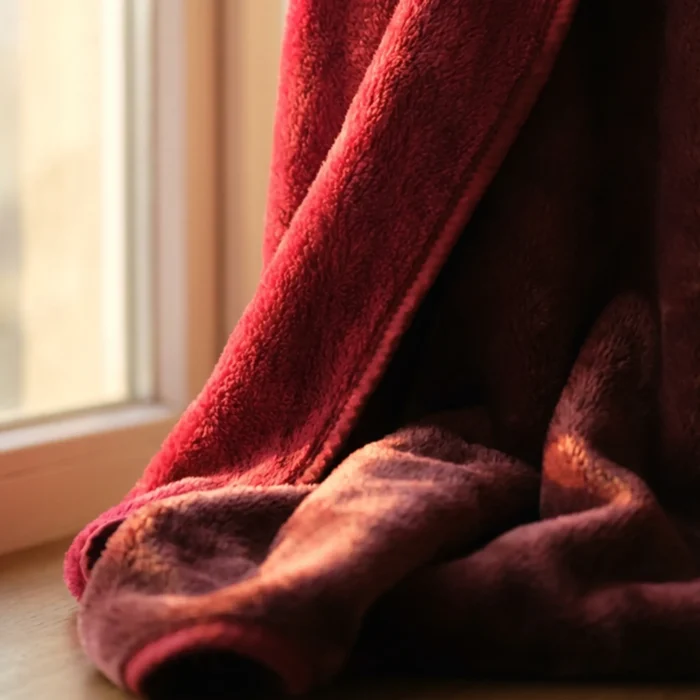 Luna Bueno Throw Bordo Kırmızı TV Battaniyesi - Görsel 6